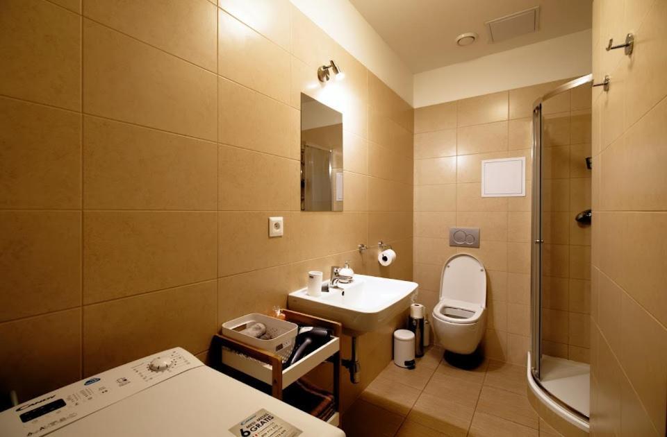Cosy Studio, 15Min To Old Centre, Self-Check In, Free Wifi, Welcome Drink! Praga Zewnętrze zdjęcie